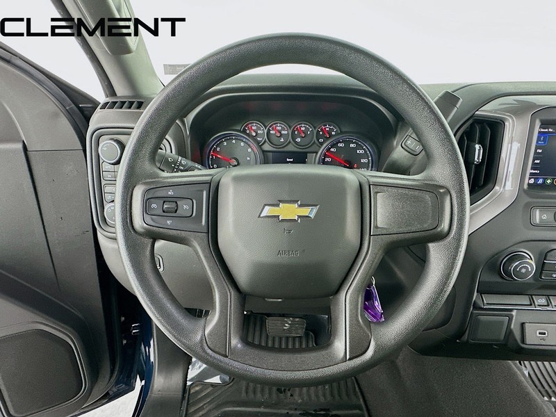 Chevrolet Silverado 1500 Vehicle Image 13