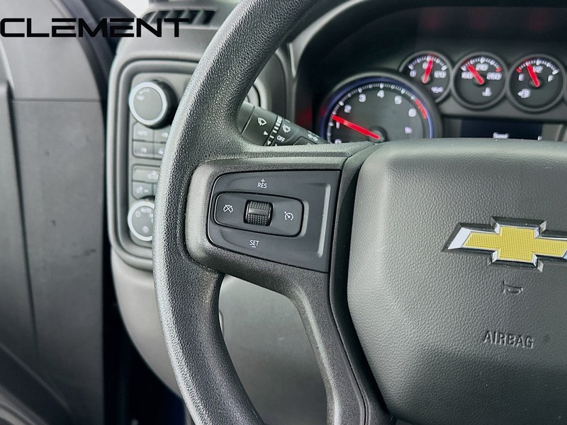 Chevrolet Silverado 1500 Vehicle Image 14