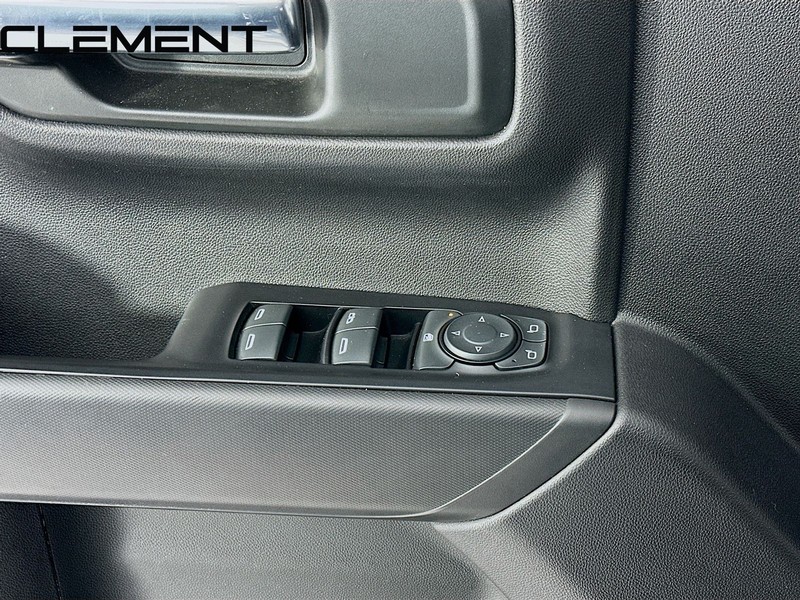 Chevrolet Silverado 1500 Vehicle Image 22