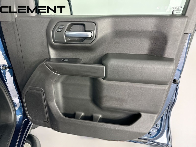 Chevrolet Silverado 1500 Vehicle Image 32