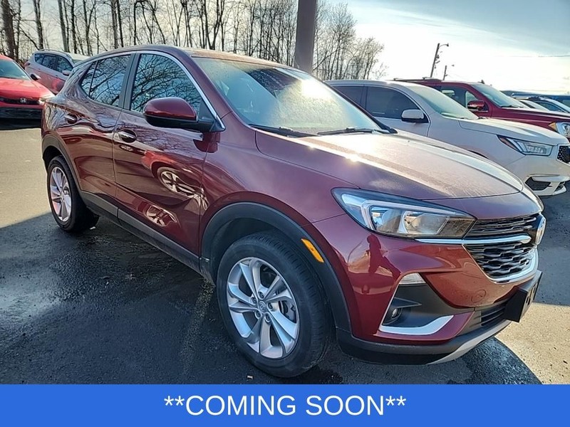 Buick Encore GX Vehicle Full-screen Gallery Image 02