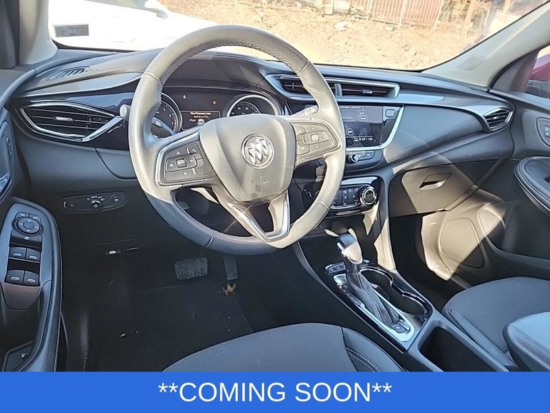 Buick Encore GX Vehicle Full-screen Gallery Image 03