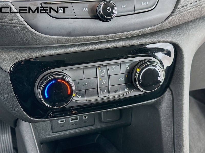 Buick Encore GX Vehicle Full-screen Gallery Image 22