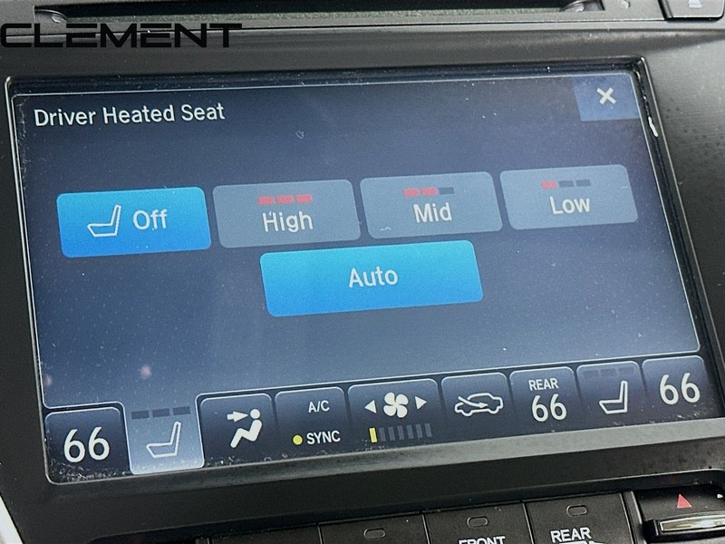 Acura MDX Vehicle Full-screen Gallery Image 23