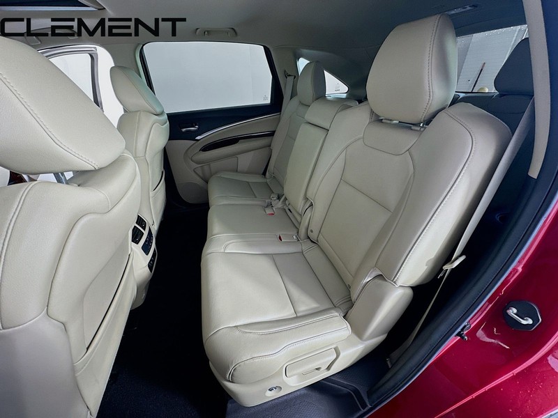 Acura MDX Vehicle Full-screen Gallery Image 33