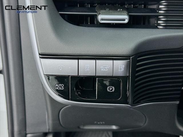 Hyundai IONIQ 5 Vehicle Image 12