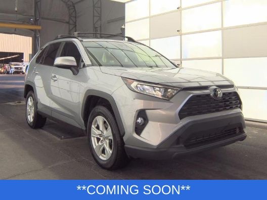 Toyota RAV4 Vehicle Image 02