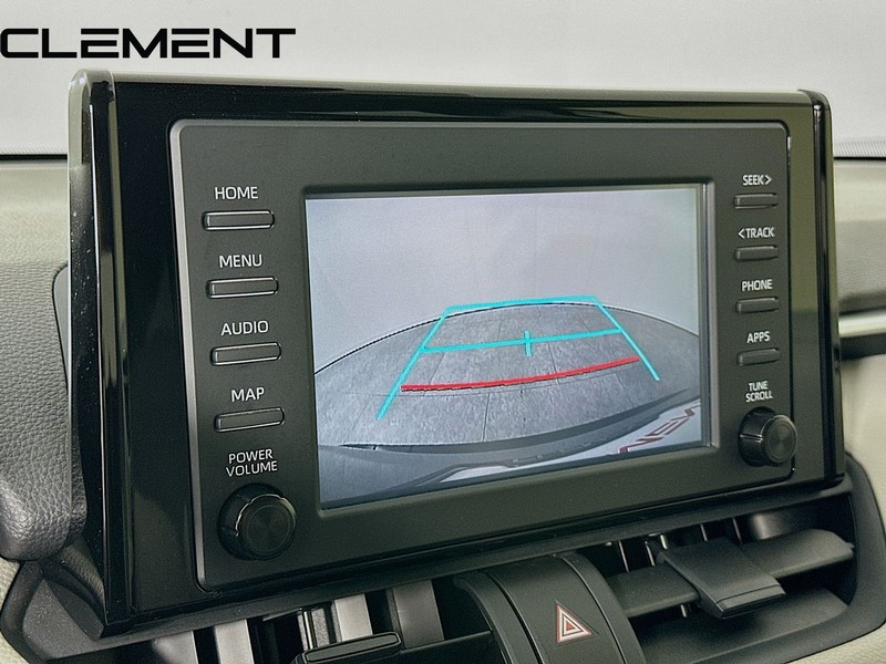 Toyota RAV4 Vehicle Full-screen Gallery Image 19