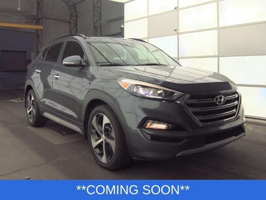 Hyundai Tucson Vehicle Image 02