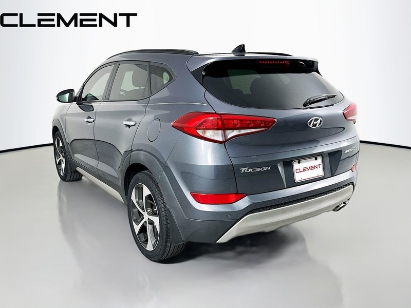 Hyundai Tucson Vehicle Image 10