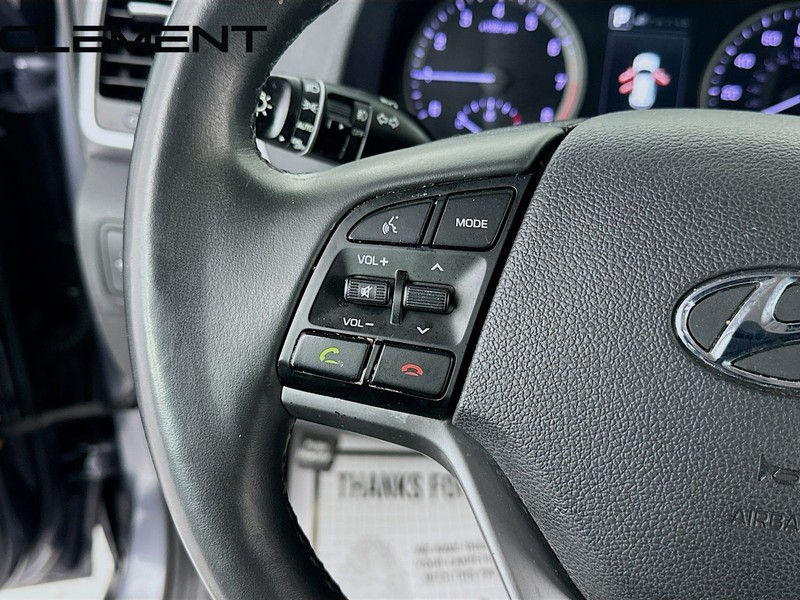 Hyundai Tucson Vehicle Image 15