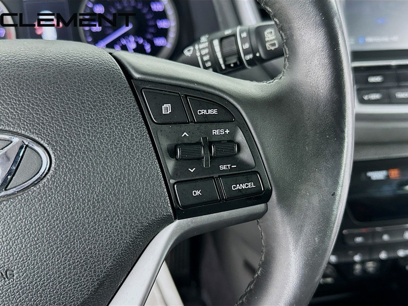 Hyundai Tucson Vehicle Image 17