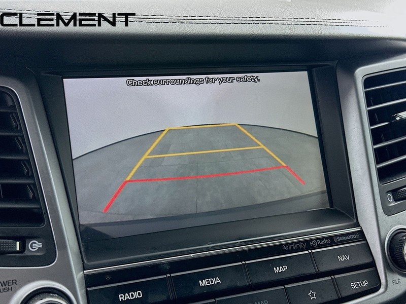 Hyundai Tucson Vehicle Image 20