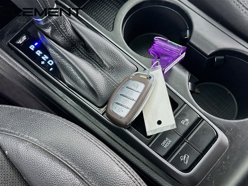 Hyundai Tucson Vehicle Image 24