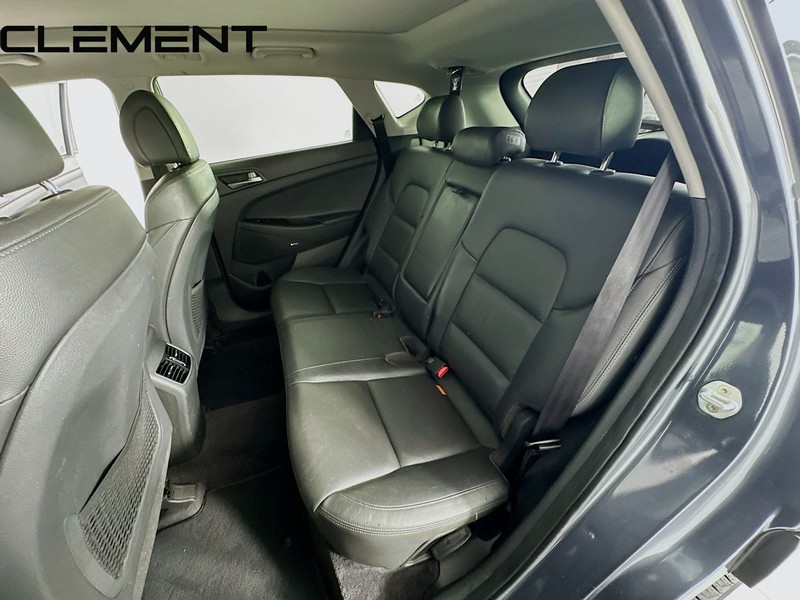 Hyundai Tucson Vehicle Image 34