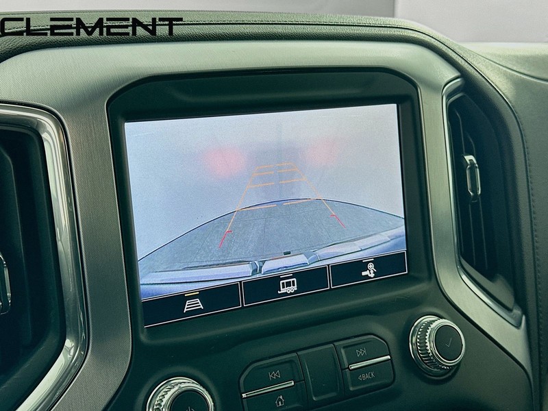 GMC Sierra 1500 Limited Vehicle Full-screen Gallery Image 19