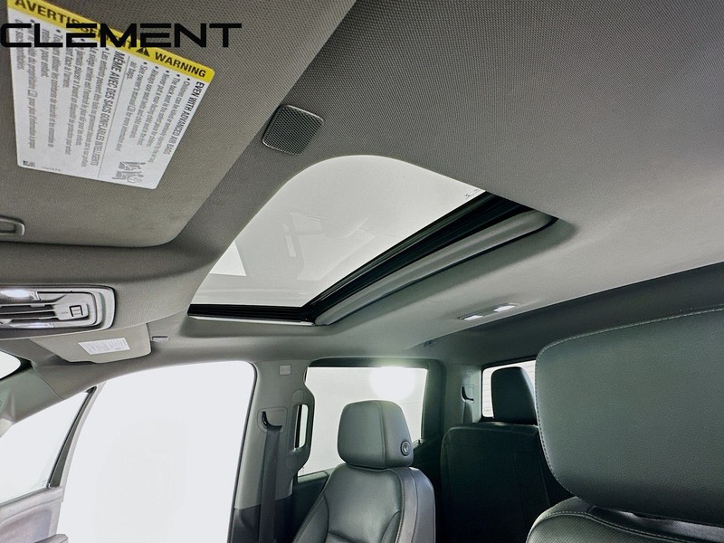 GMC Sierra 1500 Limited Vehicle Full-screen Gallery Image 24