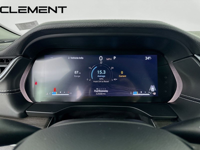 Jeep Grand Cherokee L Vehicle Image 18