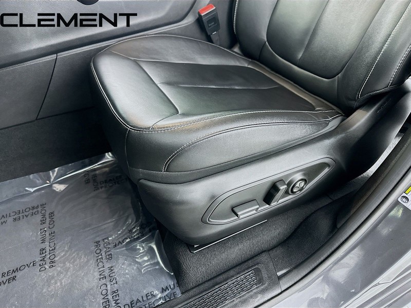 Jeep Grand Cherokee L Vehicle Image 28