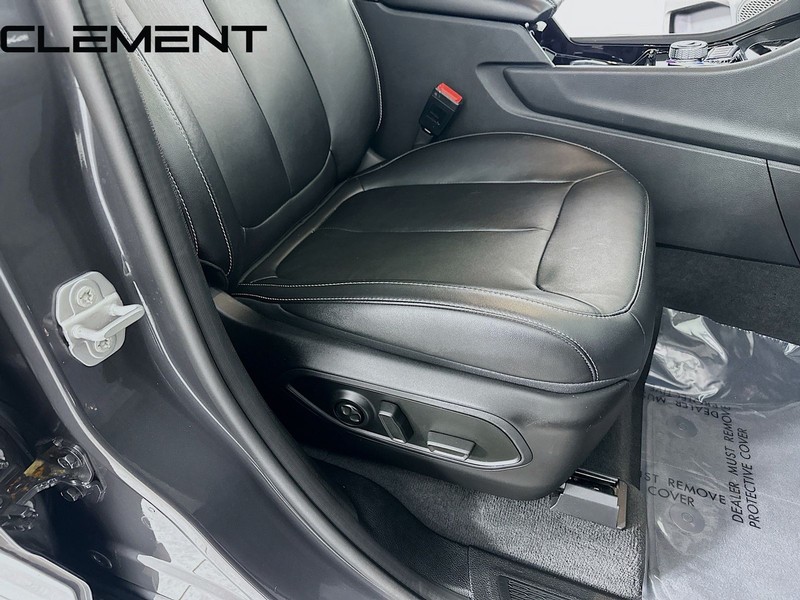 Jeep Grand Cherokee L Vehicle Image 35