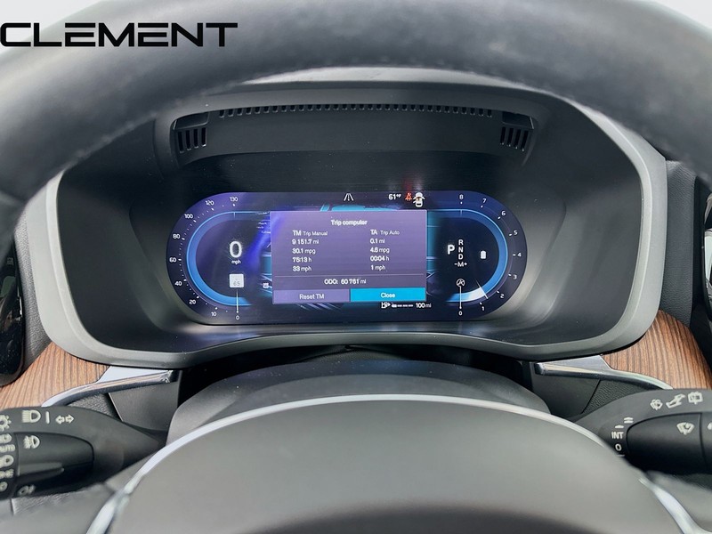 Volvo XC60 Vehicle Full-screen Gallery Image 17