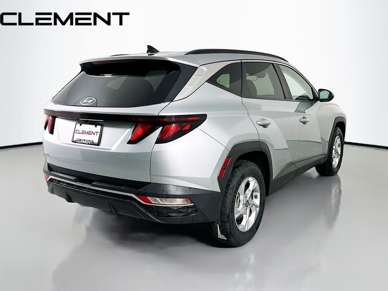 Hyundai Tucson Vehicle Full-screen Gallery Image 6