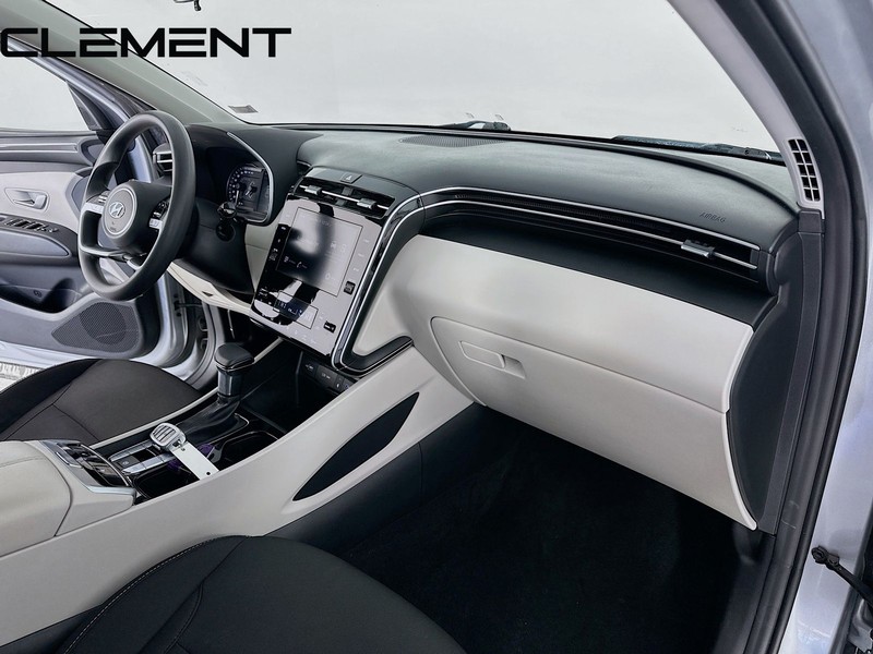 Hyundai Tucson Vehicle Full-screen Gallery Image 33