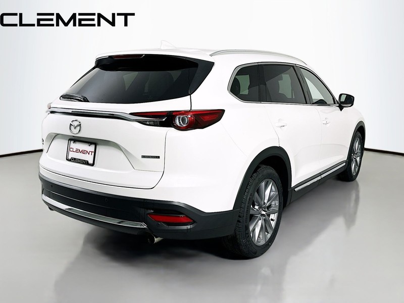 Mazda CX-9 Vehicle Full-screen Gallery Image 6