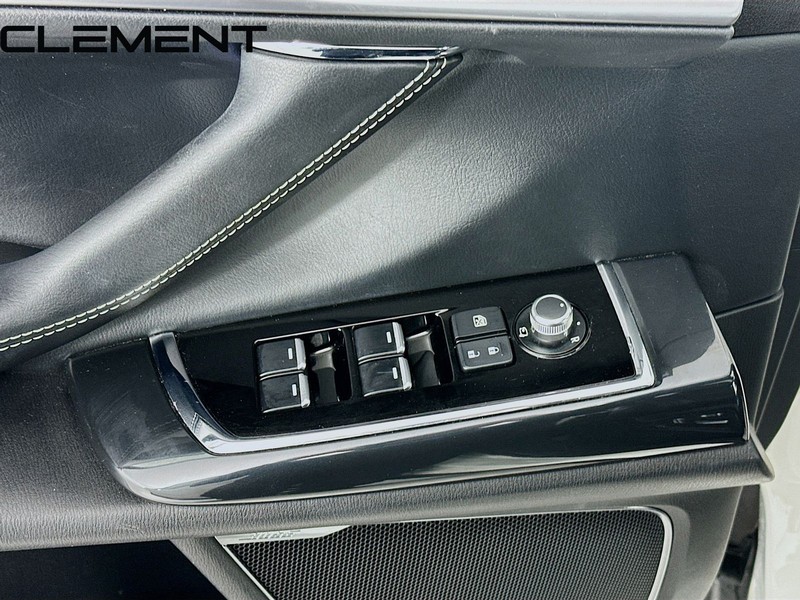 Mazda CX-9 Vehicle Full-screen Gallery Image 27