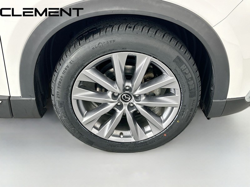 Mazda CX-9 Vehicle Full-screen Gallery Image 39