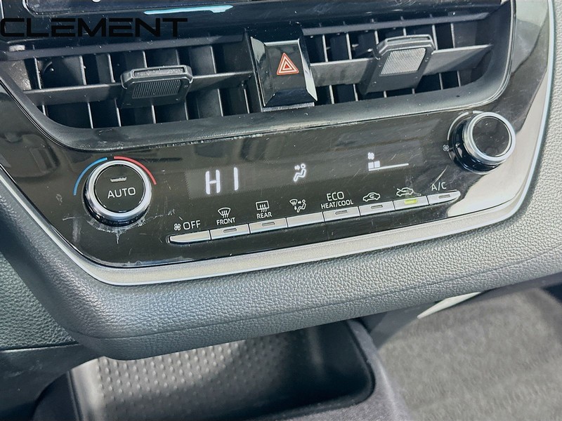 Toyota Corolla Vehicle Image 22