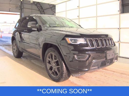 Jeep Grand Cherokee Vehicle Image 02