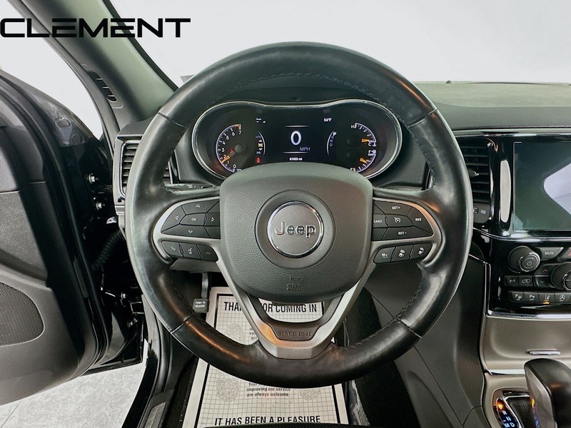 Jeep Grand Cherokee Vehicle Image 14