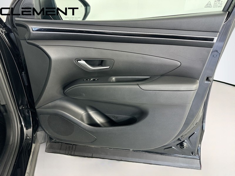 Hyundai Santa Cruz Vehicle Full-screen Gallery Image 35