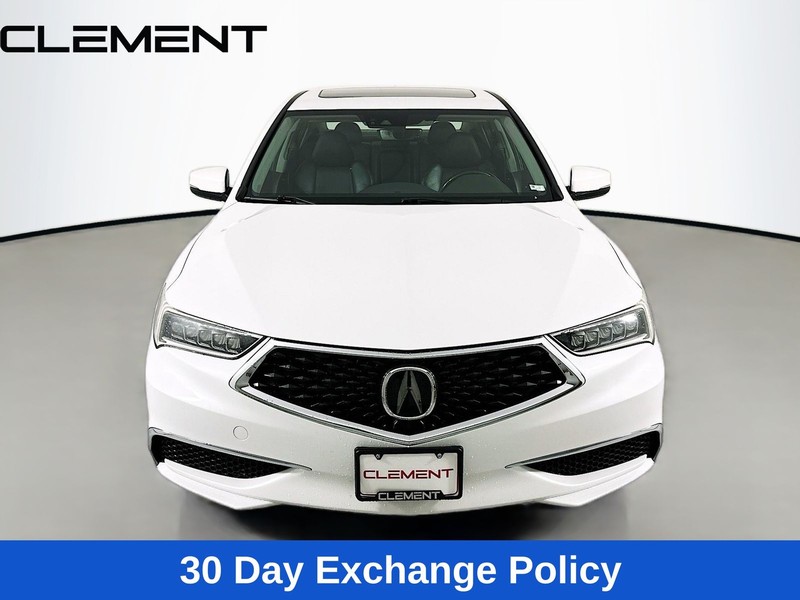 Acura TLX Vehicle Full-screen Gallery Image 3