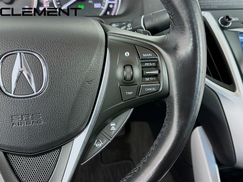 Acura TLX Vehicle Full-screen Gallery Image 17
