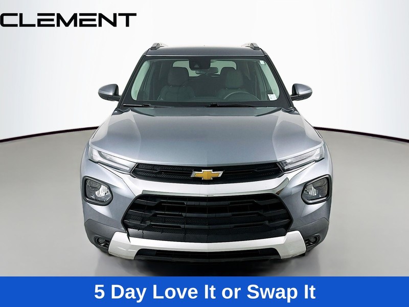 Chevrolet Trailblazer Vehicle Full-screen Gallery Image 2