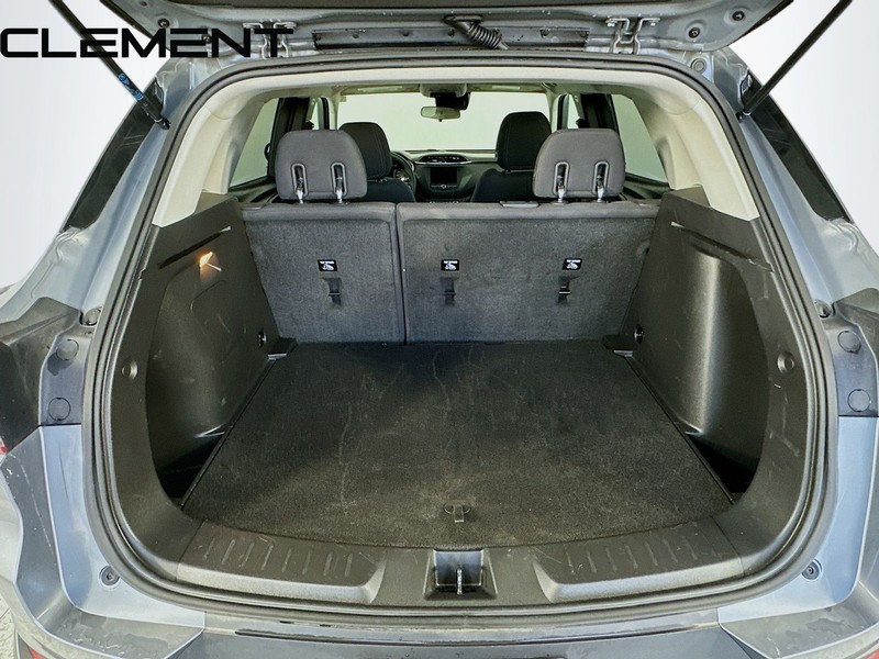 Chevrolet Trailblazer Vehicle Full-screen Gallery Image 9