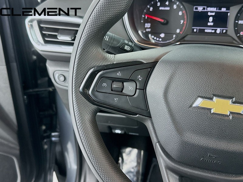 Chevrolet Trailblazer Vehicle Full-screen Gallery Image 14