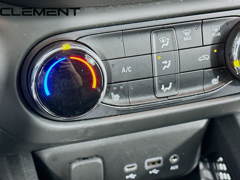 Chevrolet Trailblazer Vehicle Full-screen Gallery Image 22