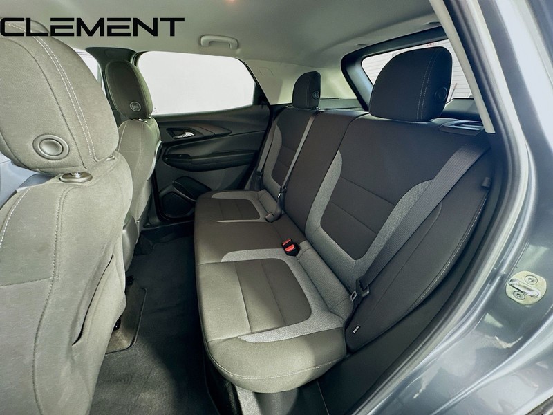 Chevrolet Trailblazer Vehicle Full-screen Gallery Image 31