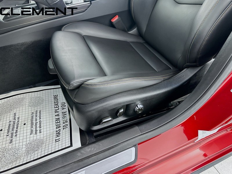 Cadillac CT5 Vehicle Full-screen Gallery Image 28