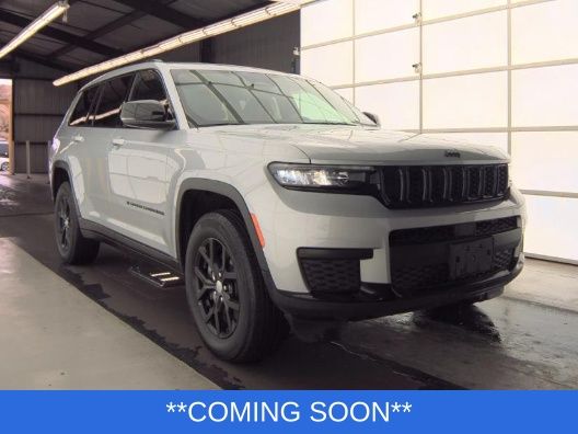 Jeep Grand Cherokee L Vehicle Image 02
