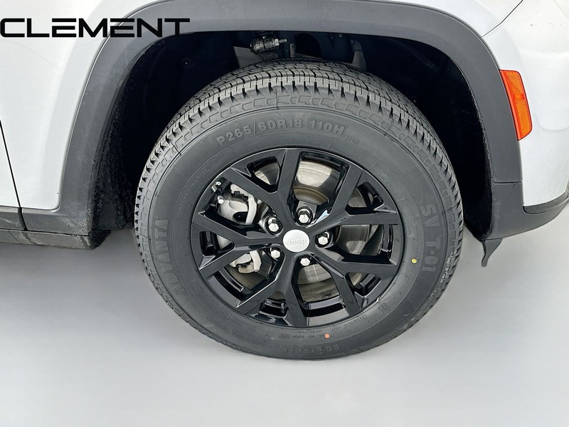 Jeep Grand Cherokee L Vehicle Full-screen Gallery Image 37