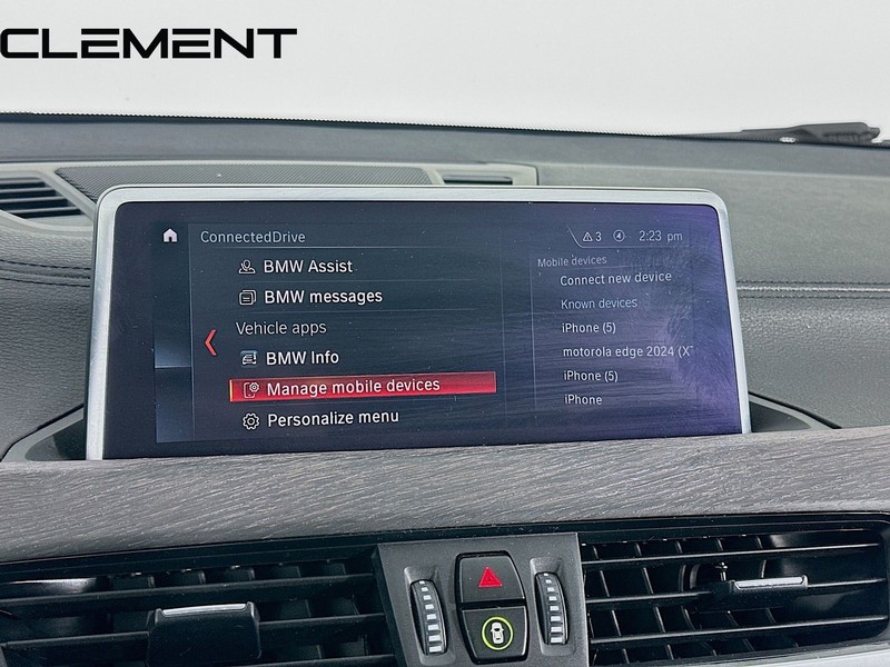 BMW X2 Vehicle Full-screen Gallery Image 19