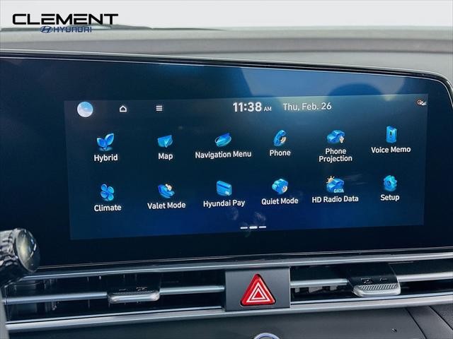 Hyundai Elantra Hybrid Vehicle Image 17