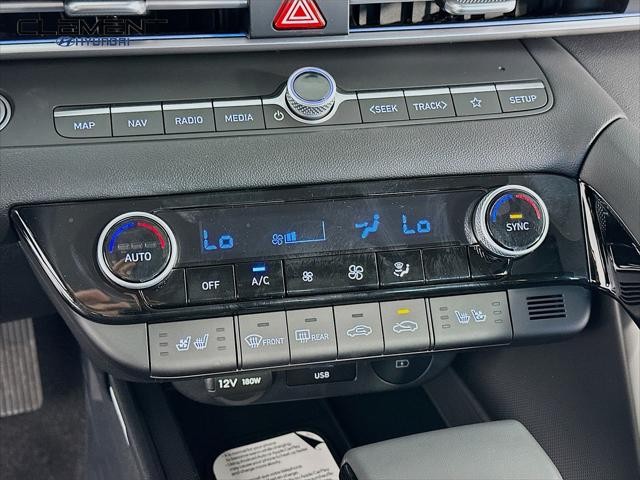 Hyundai Elantra Hybrid Vehicle Image 19