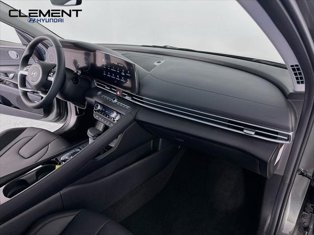 Hyundai Elantra Hybrid Vehicle Image 31