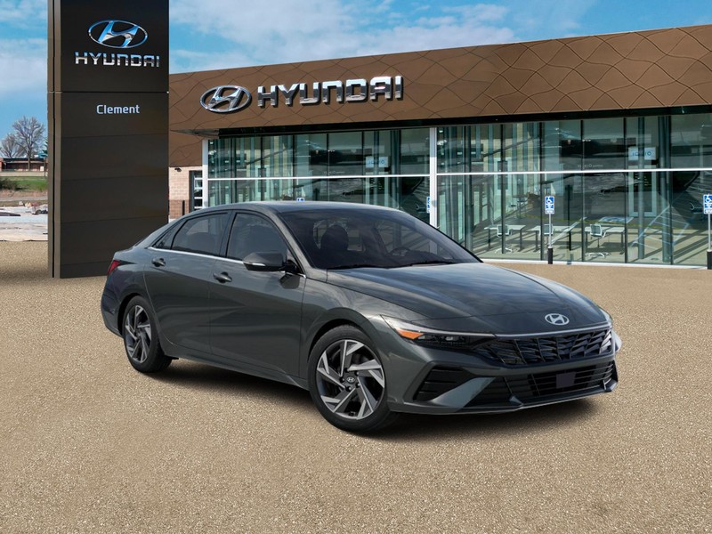 Hyundai Elantra Hybrid Vehicle Full-screen Gallery Image 7