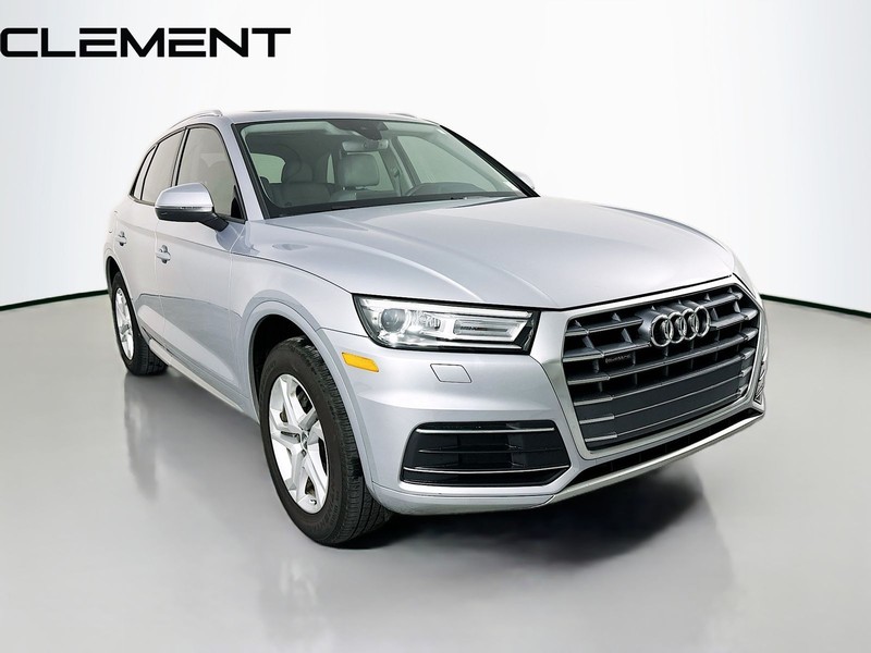 Audi Q5 Vehicle Full-screen Gallery Image 05